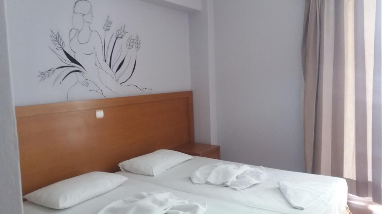 Theoxenia Hotel เอเธนส์ ภายนอก รูปภาพ
