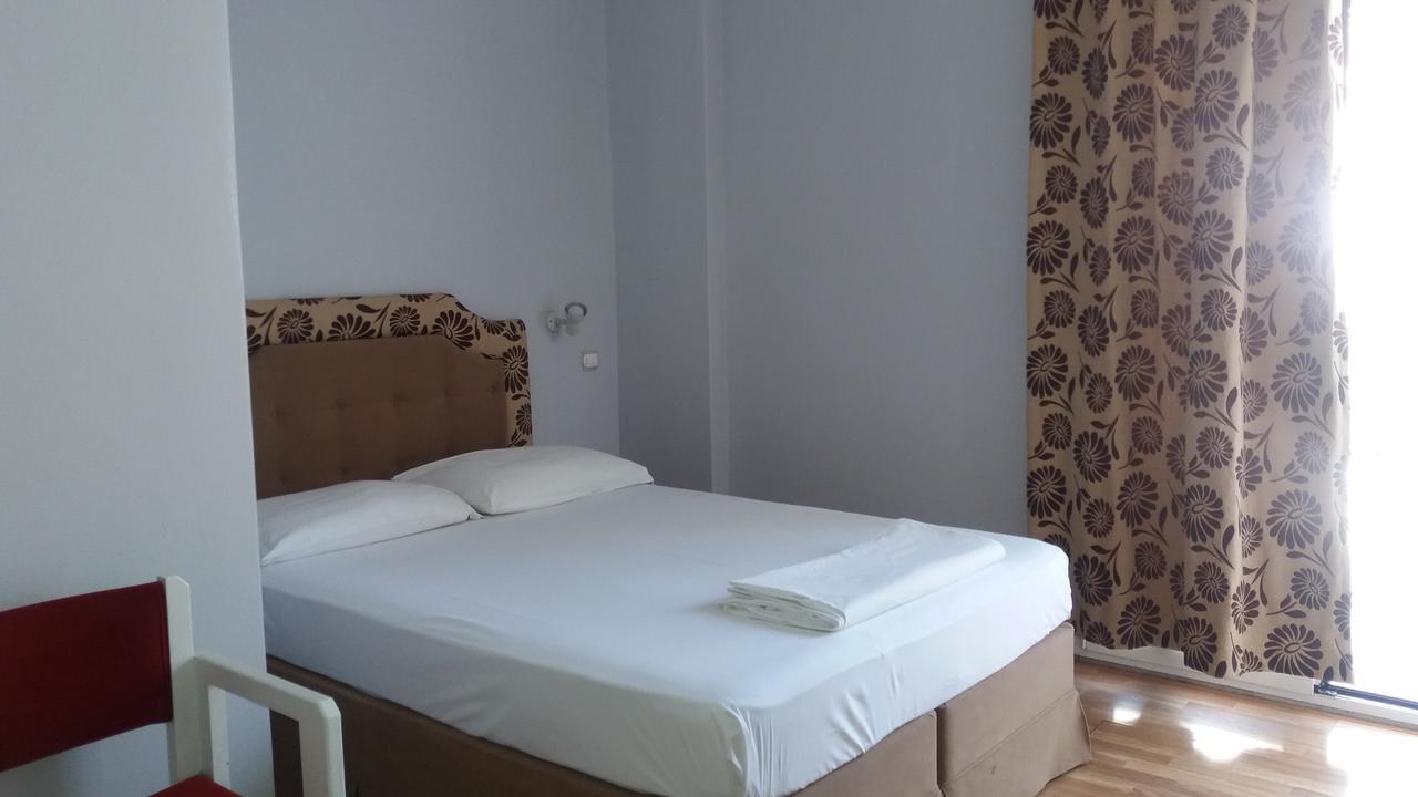 Theoxenia Hotel เอเธนส์ ภายนอก รูปภาพ